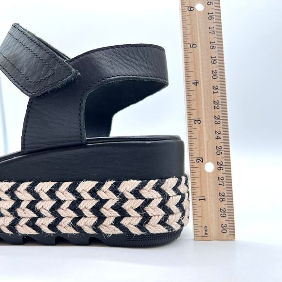 SOREL Cameron Flatform Sandals Womens 9.5 Black Natural Leather Platform Comfort - Picture 9 of 10